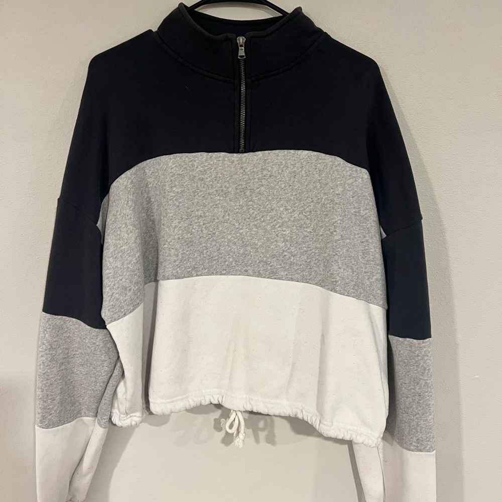 Tri Color Cropped Sweater